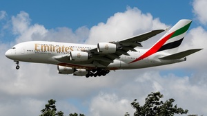 Photo of A6-EDU - Airbus A380-861 operated by Emirates