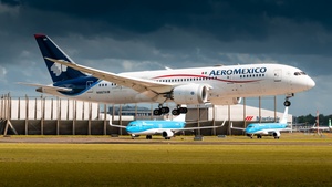 Photo of N967AM - Boeing 787-8 Dreamliner operated by Aeroméxico