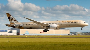 Photo of A6-BME - Boeing 787-10 Dreamliner operated by Etihad Airways