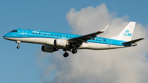 Photo of PH-EXC - Embraer ERJ-190STD operated by KLM Cityhopper