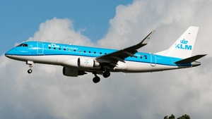 Photo of PH-EXI - Embraer ERJ-175STD operated by KLM Cityhopper