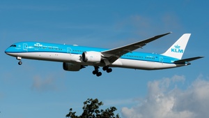 Photo of PH-BKC - Boeing 787-10 Dreamliner operated by KLM Royal Dutch Airlines