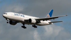 Photo of N78001 - Boeing 777-224(ER) operated by United Airlines