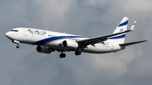 Photo of 4X-EHE - Boeing 737-958(ER) operated by El Al Israel Airlines