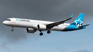 Photo of C-GOIK - Airbus A321-271NX operated by Air Transat