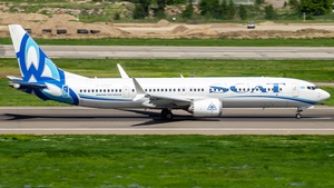 UP-B3727 - Boeing 737 MAX 9