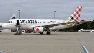 Photo of EC-MUC - Airbus A319-111 operated by Volotea