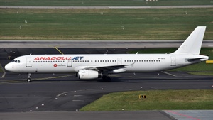9H-SLG - Airbus A321-231