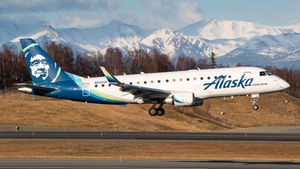 Photo of N655QX - Embraer ERJ-175LR operated by Alaska Airlines (opb Horizon Air)