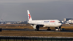 Photo of B-2005 - Boeing 777-39P(ER) operated by China Eastern Airlines