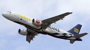 Photo of PK-AXY - Airbus A320-216 operated by Indonesia AirAsia