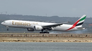 Photo of A6-EPG - Boeing 777-31H(ER) operated by Emirates