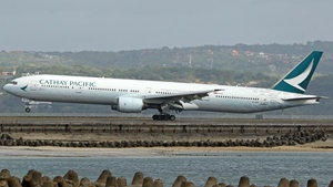 Photo of B-HNK - Boeing 777-367 operated by Cathay Pacific Airways