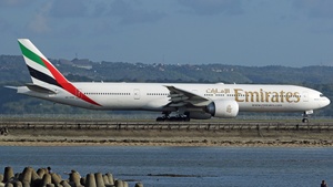 Photo of A6-ENA - Boeing 777-31H(ER) operated by Emirates