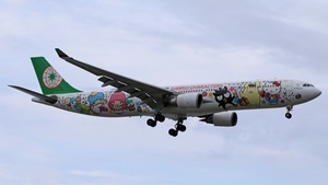 Photo of B-16333 - Airbus A330-302 operated by EVA Air