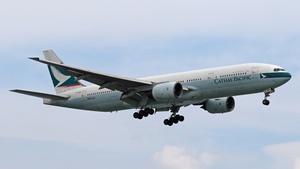 Photo of B-HNB - Boeing 777-267 operated by Cathay Pacific Airways