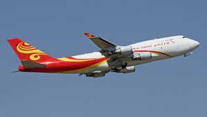 Photo of B-2432 - Boeing 747-481(BDSF) operated by Yangtze River Express