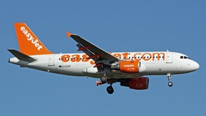 Photo of G-EZAP - Airbus A319-111 operated by easyJet