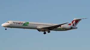 Photo of YR-OTL - McDonnell Douglas MD-82 operated by TrawelFly (opb Tend Air)