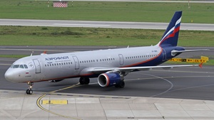 Photo of VP-BWN - Airbus A321-211 operated by Aeroflot