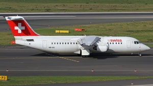 Photo of HB-IXQ - British Aerospace Avro RJ100 operated by Swiss International Air Lines