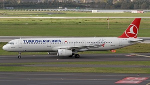 Photo of TC-JSC - Airbus A321-231 operated by Turkish Airlines