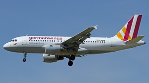 Photo of D-AKNM - Airbus A319-112 operated by Germanwings