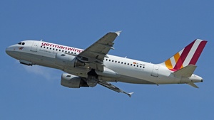 Photo of D-AKNP - Airbus A319-112 operated by Germanwings