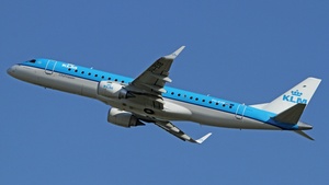 Photo of PH-EXB - Embraer ERJ-190STD operated by KLM Cityhopper