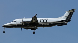 Photo of F-GLNH - Beechcraft 1900D operated by Twin Jet