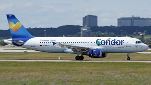 Photo of D-AICF - Airbus A320-212 operated by Condor