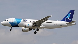 Photo of CS-TKL - Airbus A320-214 operated by SATA International