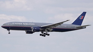Photo of N786UA - Boeing 777-222(ER) operated by United Airlines