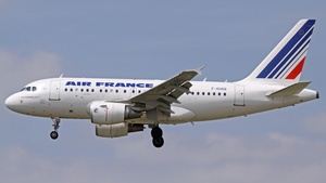 Photo of F-GUGQ - Airbus A318-111 operated by Air France