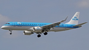 Photo of PH-EZP - Embraer ERJ-190STD operated by KLM Cityhopper
