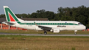 Photo of EI-DFH - Embraer ERJ-170LR operated by Alitalia Express