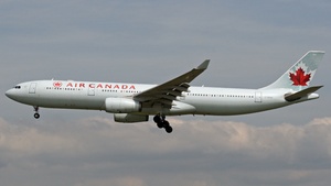 Photo of C-GFAF - Airbus A330-343 operated by Air Canada