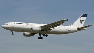 Photo of EP-IBA - Airbus A300B4-605R operated by Iran Air