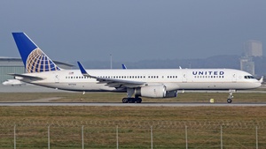 Photo of N17105 - Boeing 757-224 operated by United Airlines