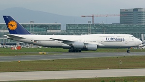 Photo of D-ABYU - Boeing 747-830 operated by Lufthansa