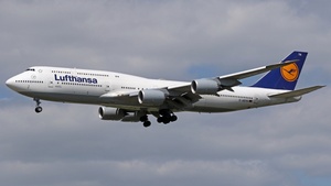 Photo of D-ABYN - Boeing 747-830 operated by Lufthansa