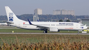 Photo of TC-SUV - Boeing 737-86N operated by SunExpress