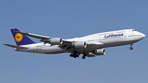 Photo of D-ABYF - Boeing 747-830 operated by Lufthansa