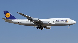 Photo of D-ABYO - Boeing 747-830 operated by Lufthansa
