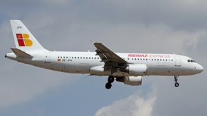 Photo of EC-JFH - Airbus A320-214 operated by Iberia Express