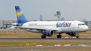 Photo of D-AICH - Airbus A320-212 operated by Condor