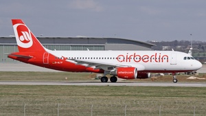 Photo of D-ALTF - Airbus A320-214 operated by Air Berlin