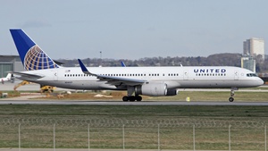 Photo of N14107 - Boeing 757-224 operated by United Airlines