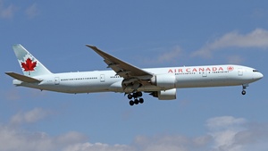 Photo of C-FIUL - Boeing 777-333(ER) operated by Air Canada