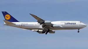 Photo of D-ABYC - Boeing 747-830 operated by Lufthansa